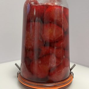 Babà all'Alchermes